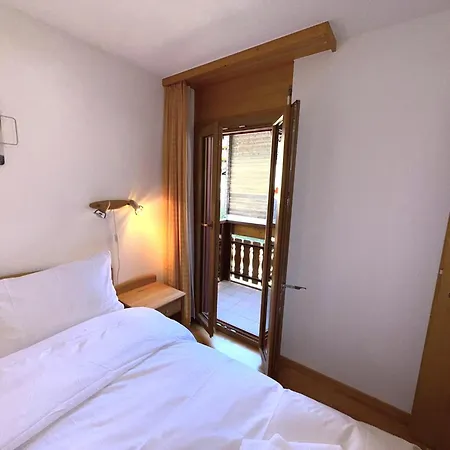 Chateau 26 *