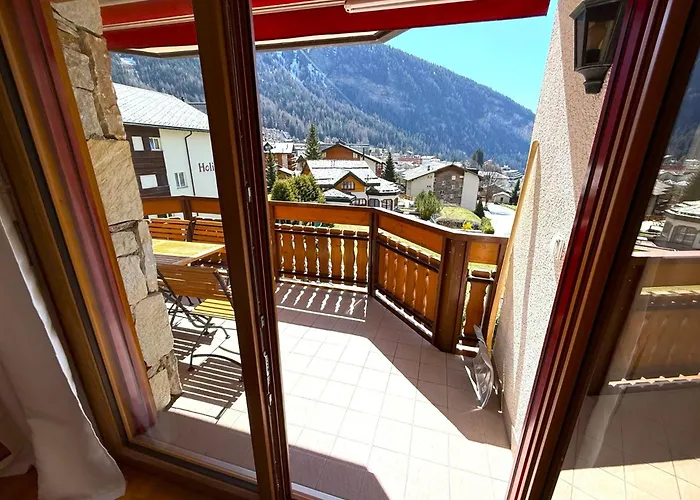 아파트 Chateau 26 *